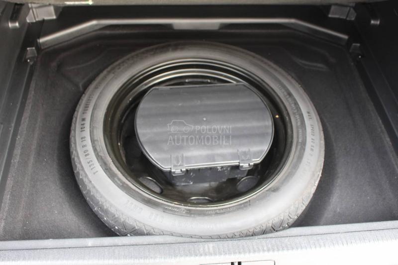 Peugeot 3008 1.5 HDI ALLURE