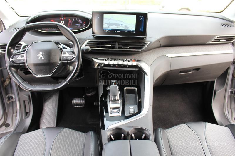 Peugeot 3008 1.5 HDI ALLURE
