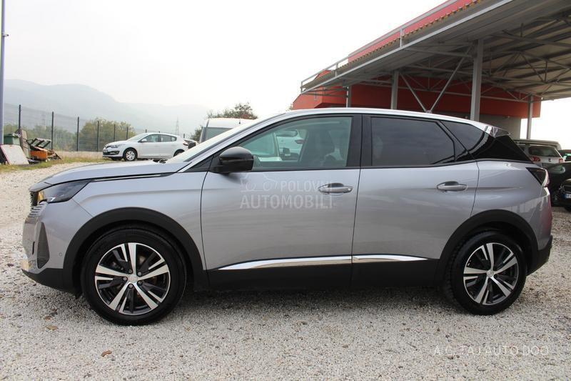 Peugeot 3008 1.5 HDI ALLURE
