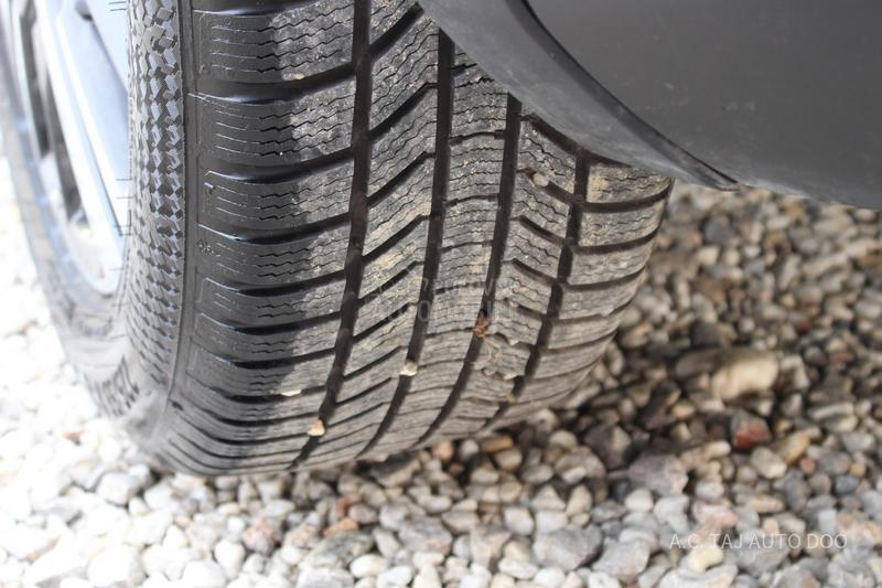 Peugeot 3008 1.5 HDI ALLURE