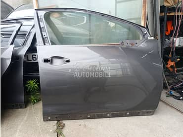 prednja desna vrata za Peugeot 2008 od 2013. do 2016. god.
