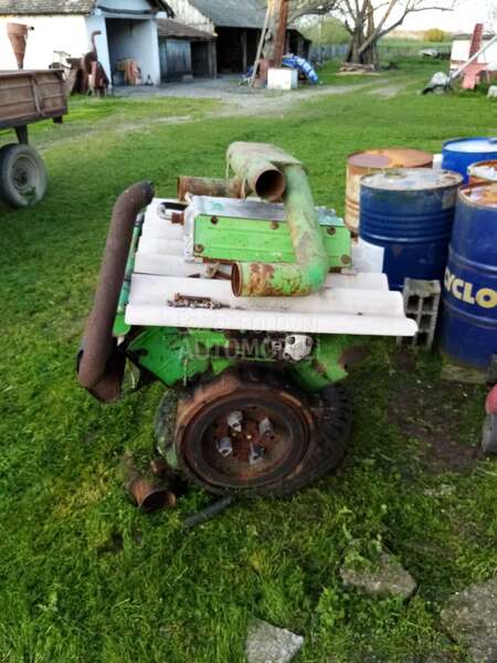 Deutz-Fahr motor V8 i zmaj heder 4.2