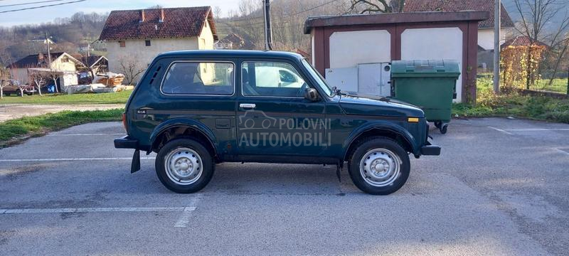Lada Niva 