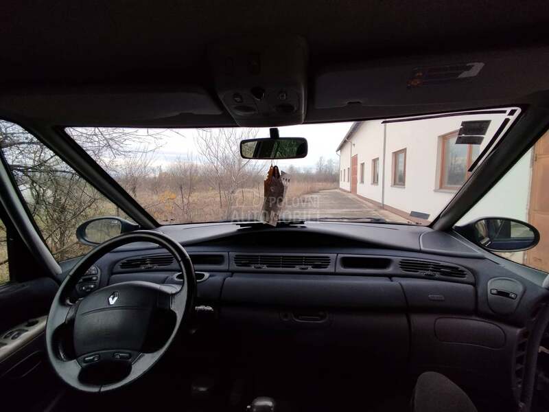 Renault Espace The Race