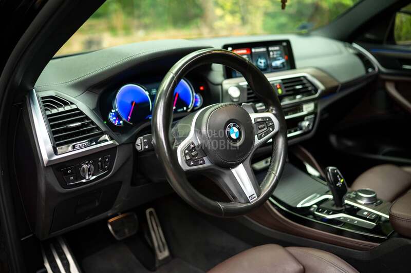 BMW X4 M40i