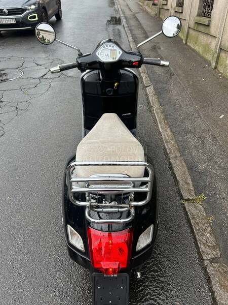 Vespa GTS 250 ie
