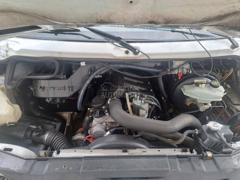 Mercedes Benz 311CDI