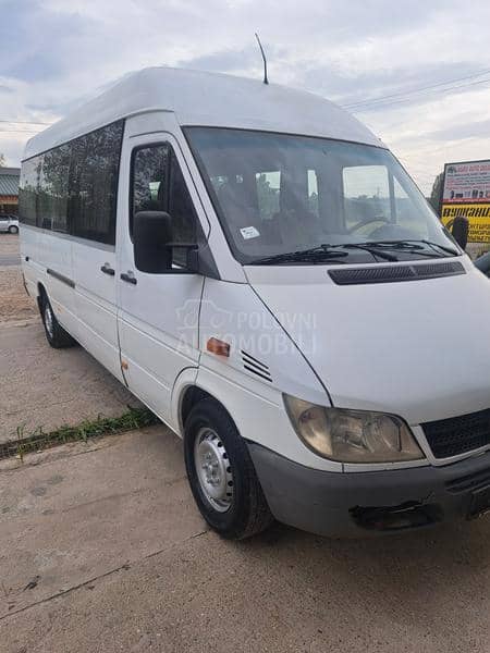 Mercedes Benz 311CDI