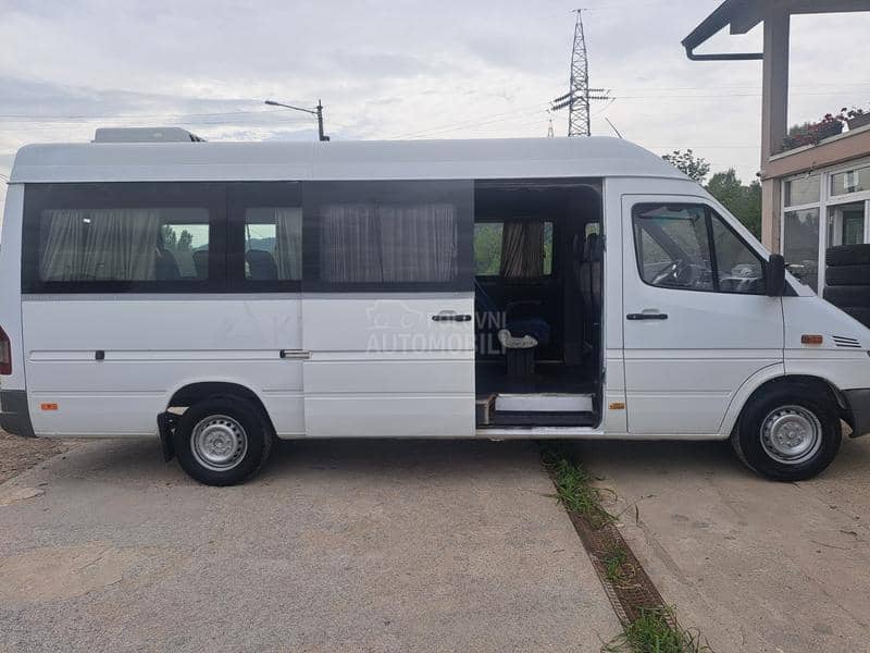 Mercedes Benz 311CDI