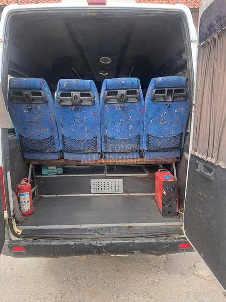 Mercedes Benz 311CDI