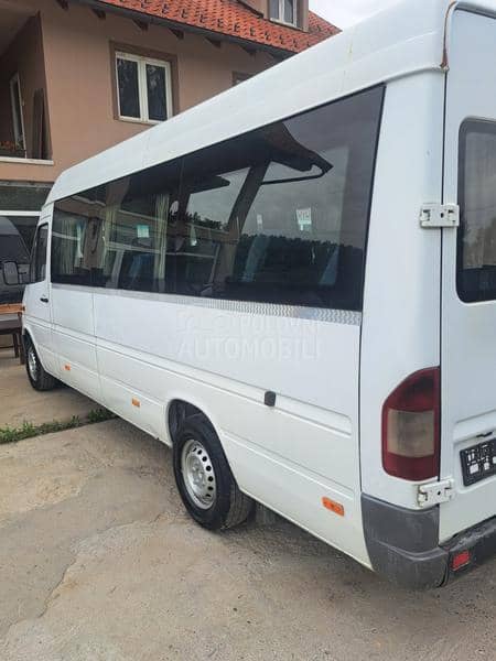 Mercedes Benz 311CDI