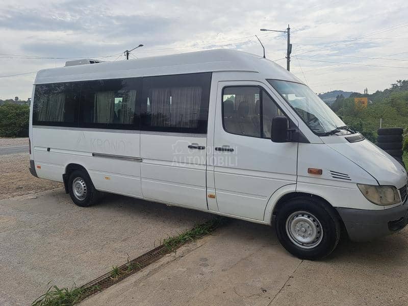 Mercedes Benz 311CDI