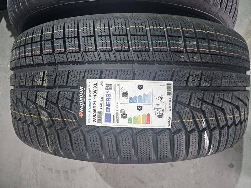 Hankook 285/45 R21 Zimska