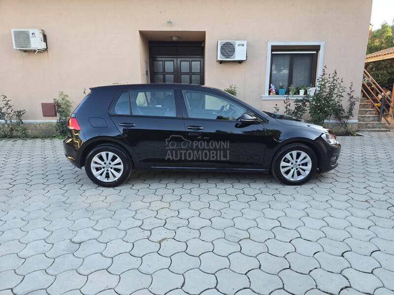 Volkswagen Golf 7 1.6 TDI COMFORTLINE