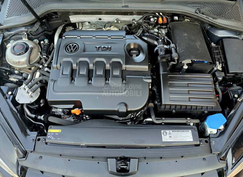 Volkswagen Golf 7 1.6 TDI COMFORTLINE