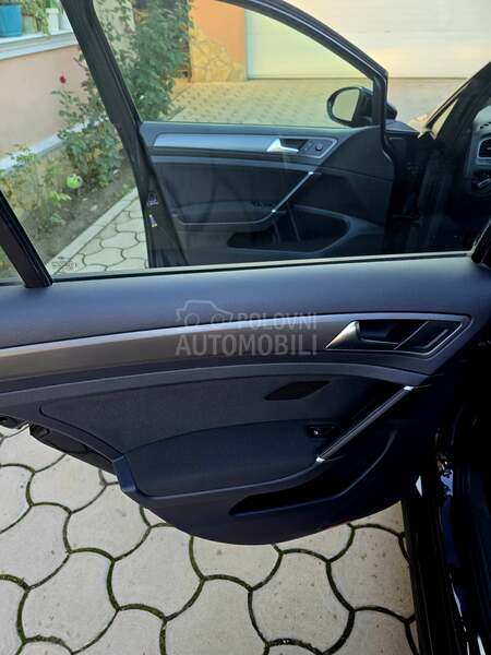 Volkswagen Golf 7 1.6 TDI COMFORTLINE