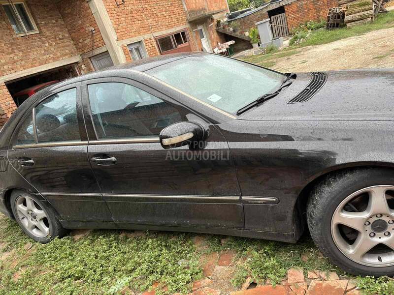 Mercedes Benz C 200 