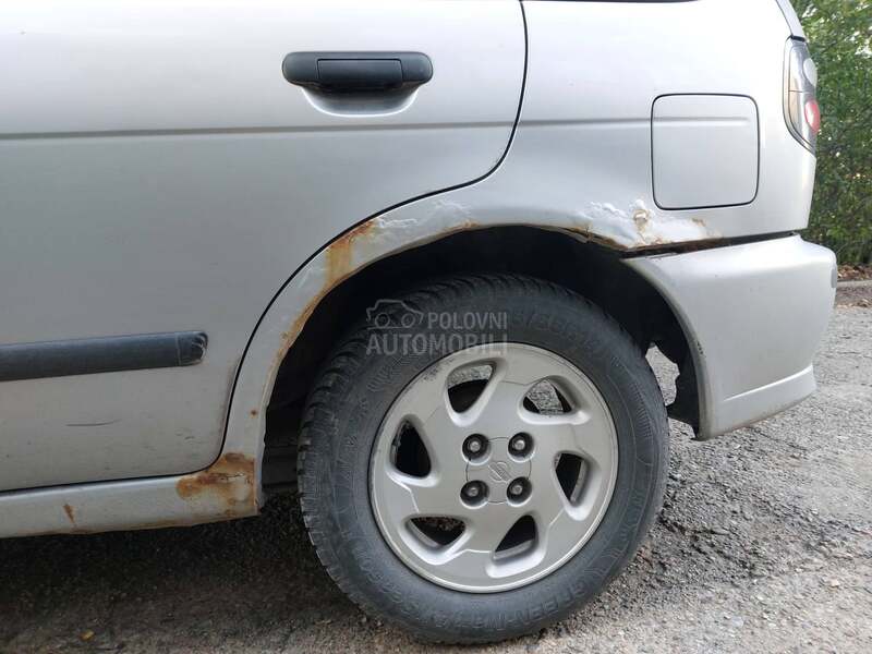 Nissan Almera 