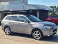 Mitsubishi Outlander 2.0 B INTENSE