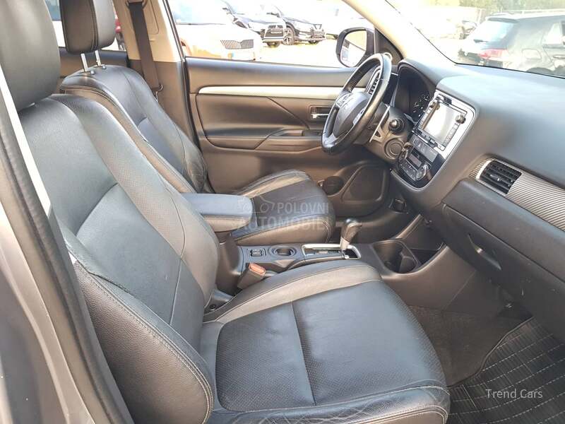 Mitsubishi Outlander 2.0 B INTENSE