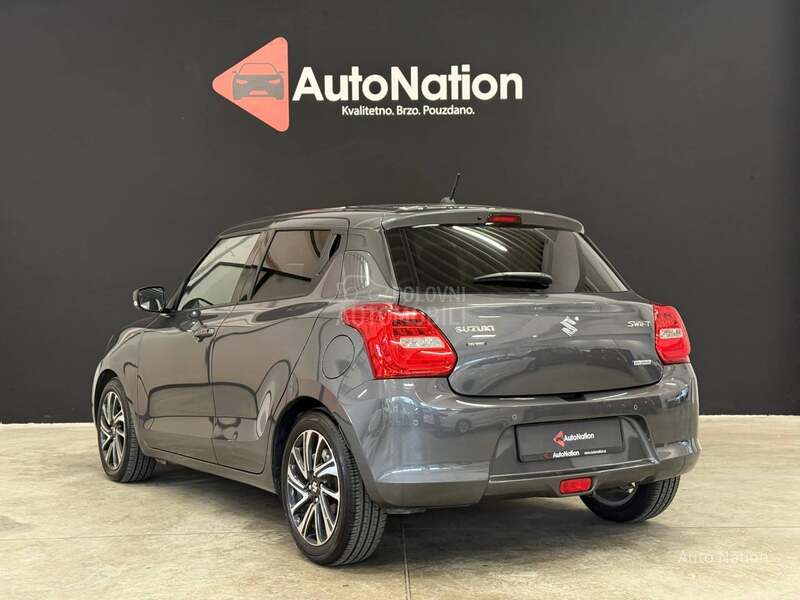 Suzuki Swift Elegance AT