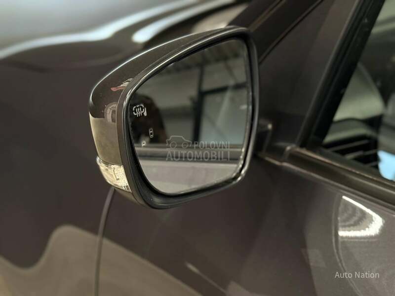 Suzuki Swift Elegance AT