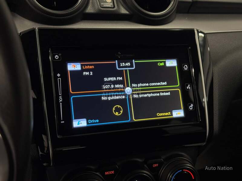 Suzuki Swift Elegance AT