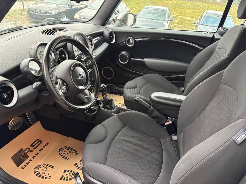 MINI Cooper S d aut cabrio
