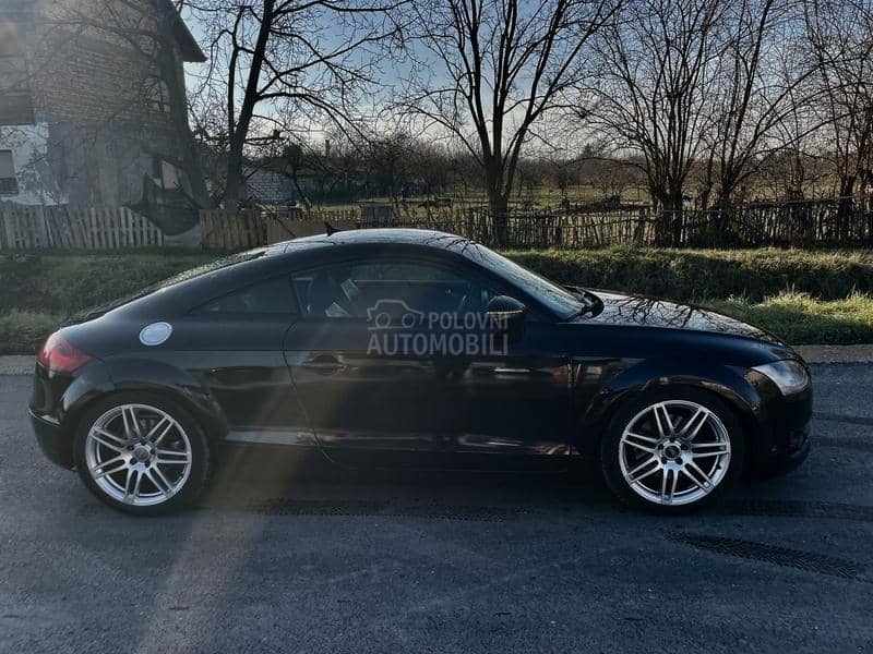 Audi TT 2.0 QUATTRO