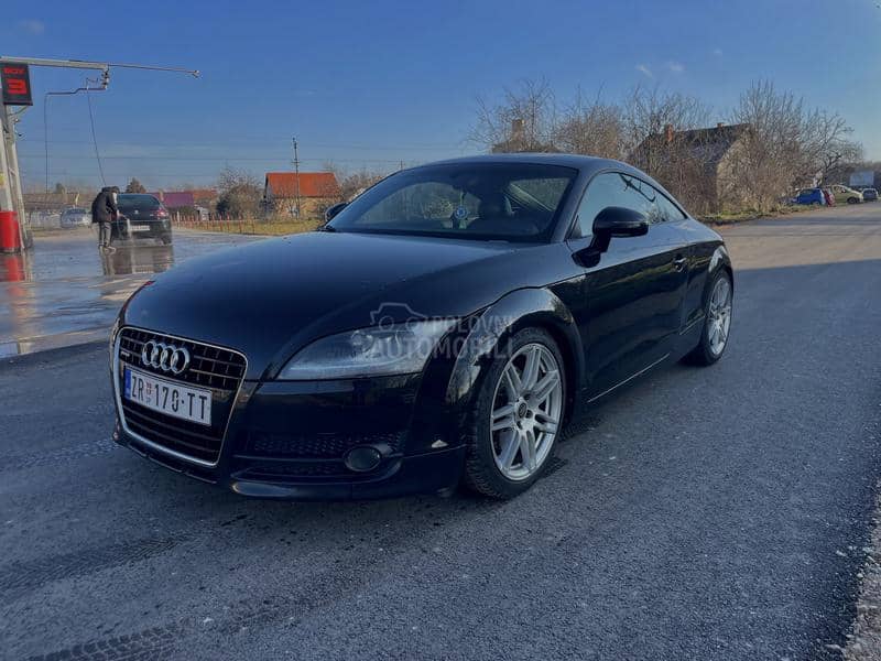 Audi TT 2.0 QUATTRO