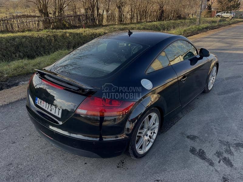 Audi TT 2.0 QUATTRO