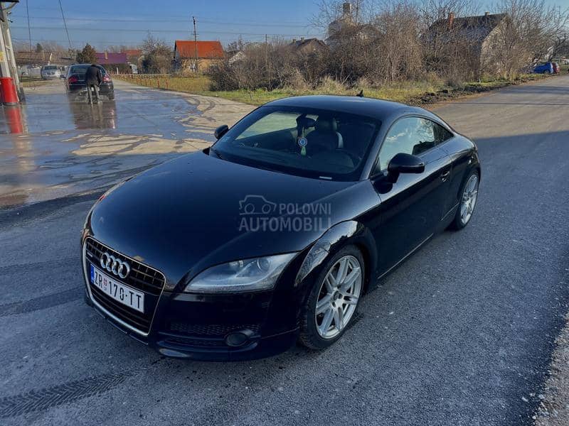 Audi TT 2.0 QUATTRO
