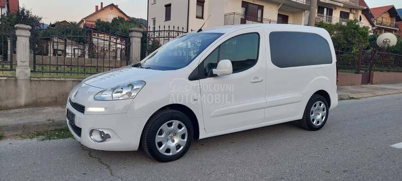 Peugeot Partner 1.6 eHDI NAV I NO V