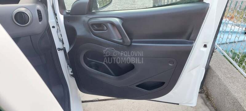 Peugeot Partner 1.6 eHDI NAV I NO V