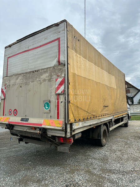 Mercedes Benz atego 818l