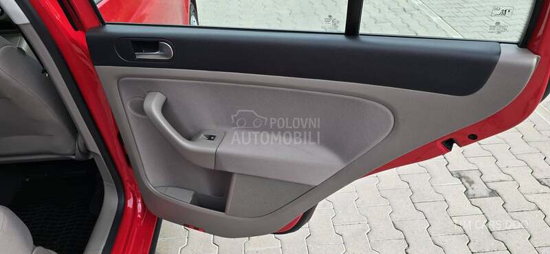 Volkswagen Golf Plus 1.6 TDI K.A.O  N.O.V