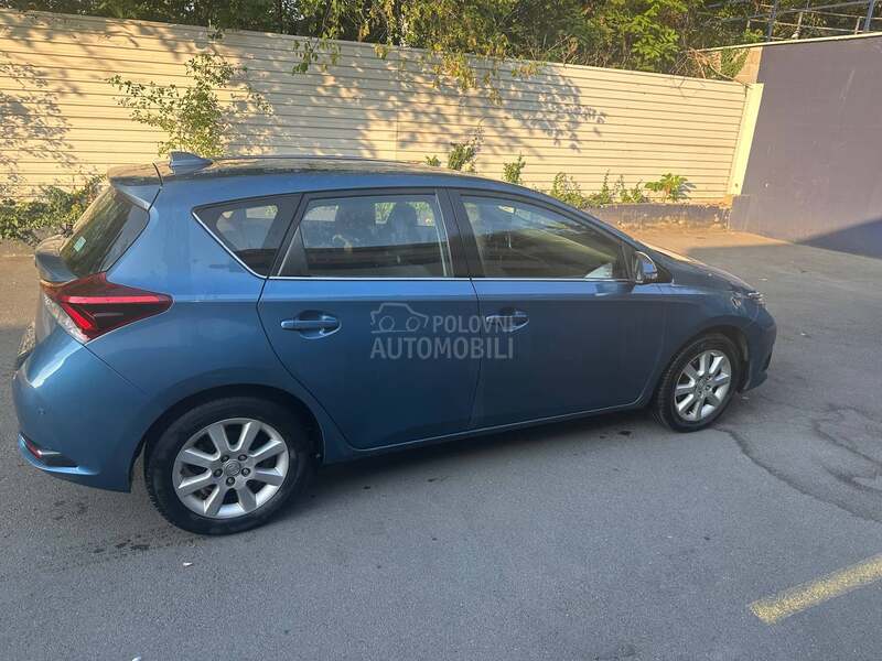 Toyota Auris 1.6 velmatic
