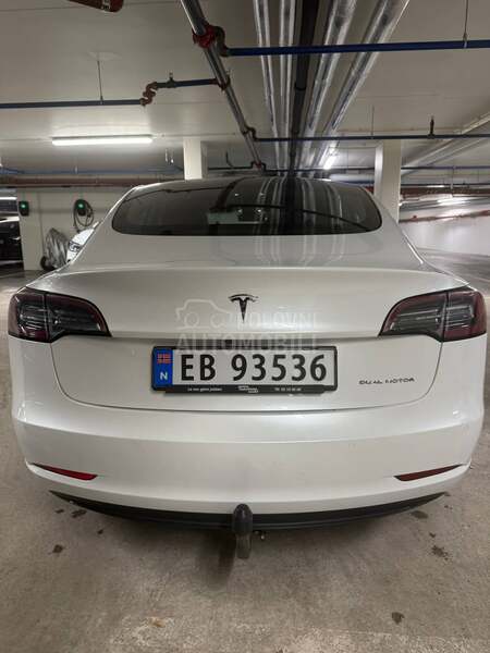 Tesla Model 3 Long Range