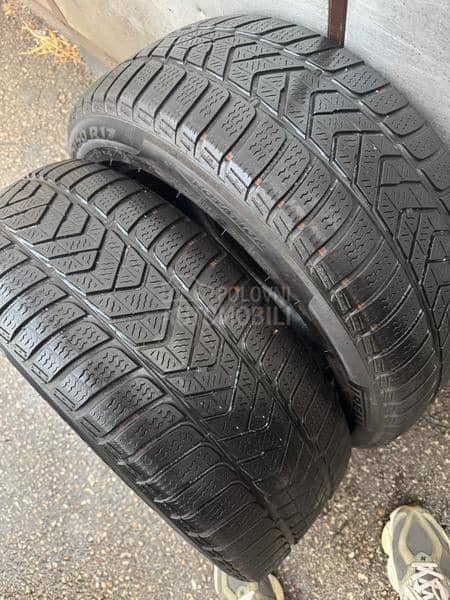 Pirelli 225/50 R17 Zimska