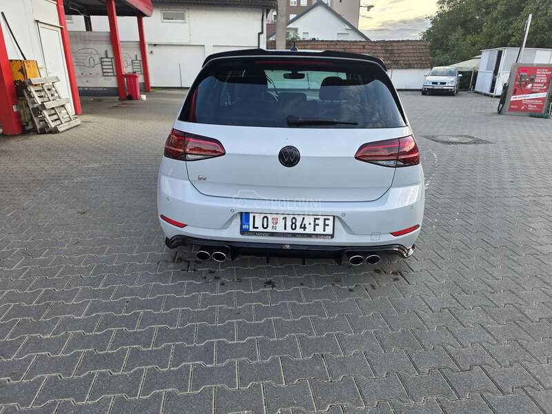 Volkswagen Golf 7 2.0 tdi Rline