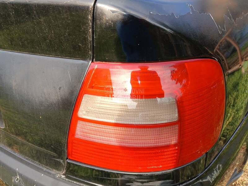lampa a4