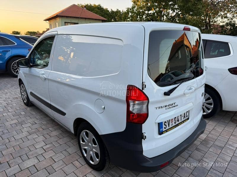 Ford Transit Courier ford