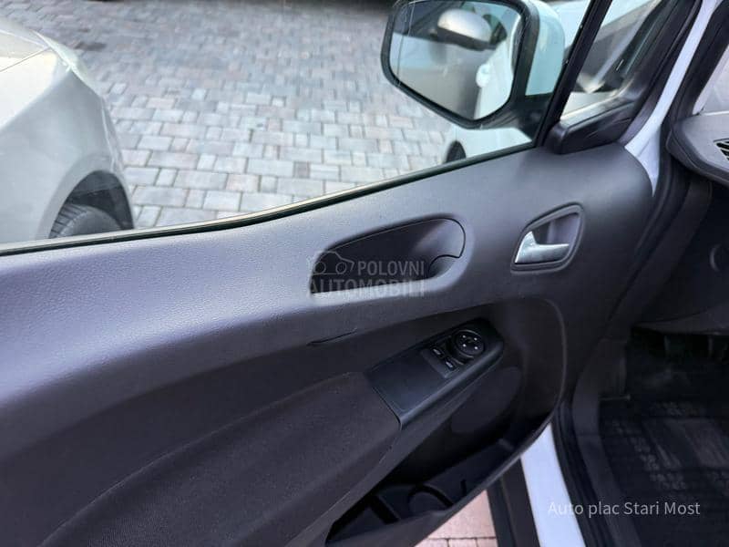 Ford Transit Courier ford