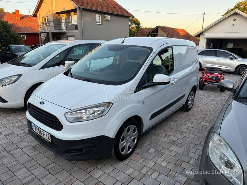 Ford Transit Courier ford
