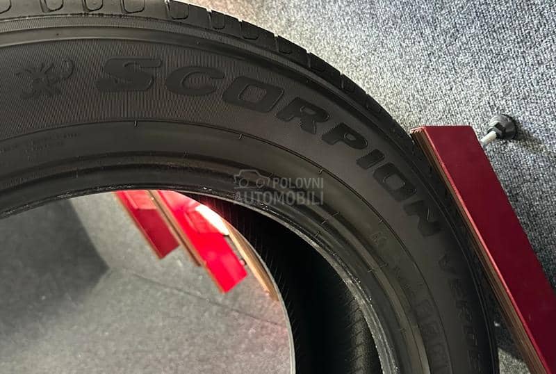 Pirelli 235/60 R18 Letnja