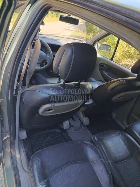 Renault Scenic 2.0