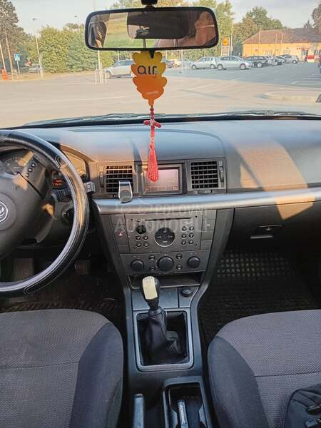 Opel Vectra C 1.8