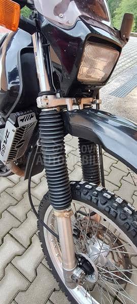 Suzuki DR 650 SE