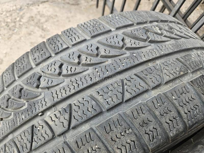 Petlas 245/45 R18 Sve sezone