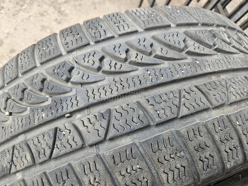 Petlas 245/45 R18 Sve sezone
